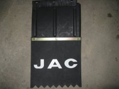 Щиток грязевой заднего колеса правый JAC 1020 Jac 8511010D4